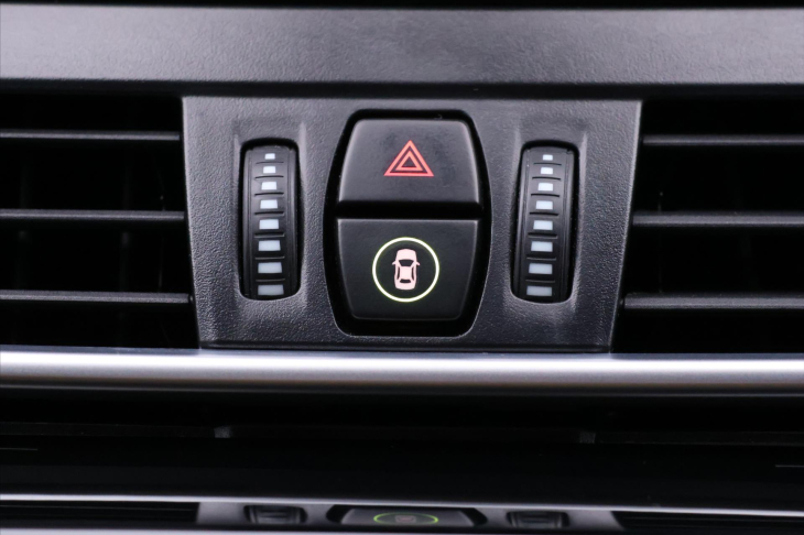 BMW Řada 2 1,5 216d Automat CZ Kůže LED