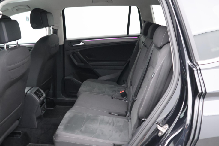 Volkswagen Tiguan Allspace 2,0 TDI DSG 4M CZ Elegance DPH