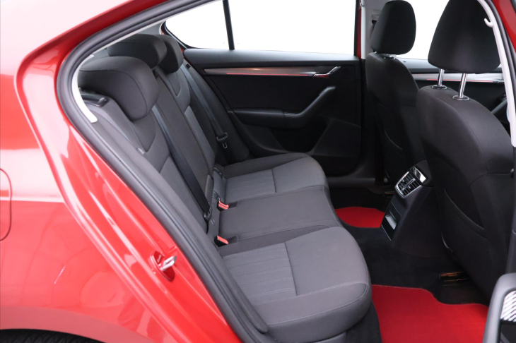 Škoda Octavia 1,8 TSI 132kW DSG Style LED