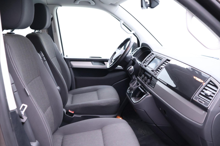 Volkswagen Multivan 2,0 TDI 150kW DSG 4M Serv.kn.