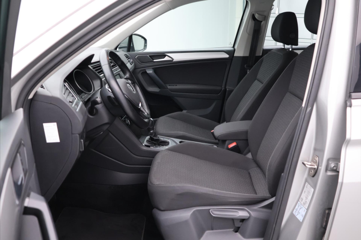 Volkswagen Tiguan 1,4 TSI 110kW DSG Serv.kniha