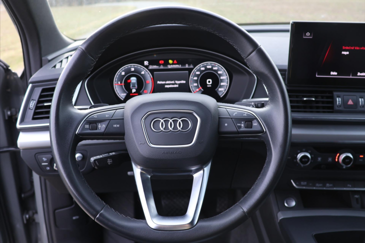 Audi Q5 2,0 40TDI S-line quattro DPH