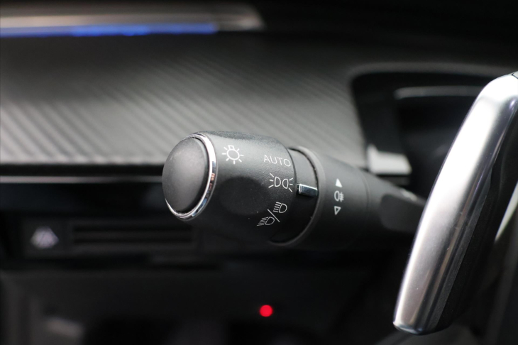 Peugeot 508 1.6 PureTech 133kW Allure CZ DPH