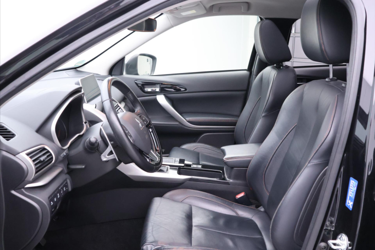 Mitsubishi Eclipse Cross 1,5 T-MIVEC 120kW Aut. Kůže