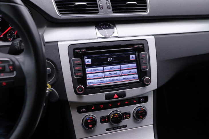 Volkswagen Passat 1,4 TSI 90kW Highline 1.Maj.