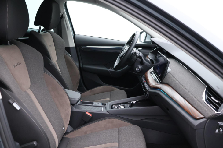 Škoda Octavia 2.0 TDI DSG 4x4 Scout 1Maj DPH