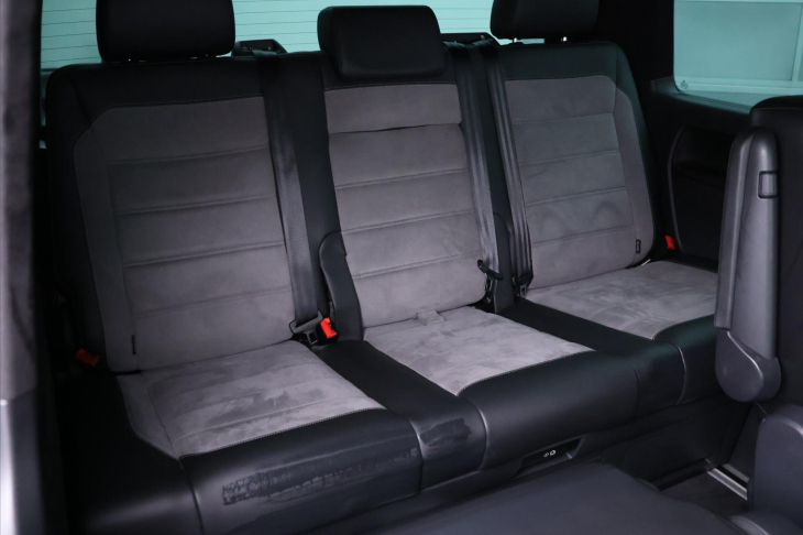 Volkswagen Multivan 2,0 TDI 146kW Highline 4MOT DSG CZ