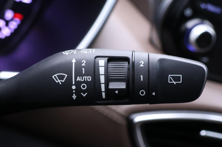 Hyundai Santa Fe 2,2 CRDI 147kW Aut. 4WD Luxury