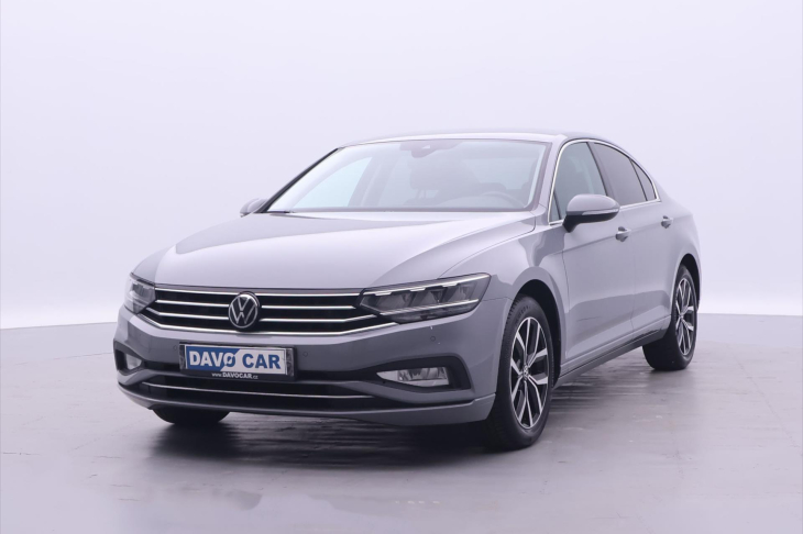 Volkswagen Passat 1,5 TSI DSG Business CZ DPH