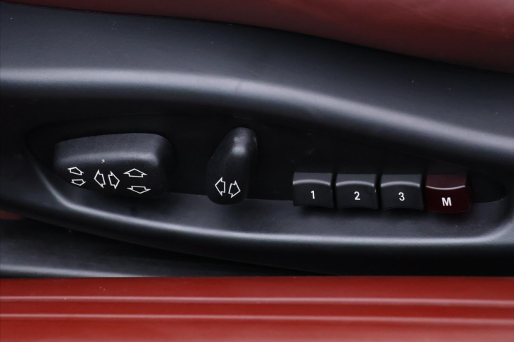 BMW Řada 6 3,0 635da 210kW CZ Kůže