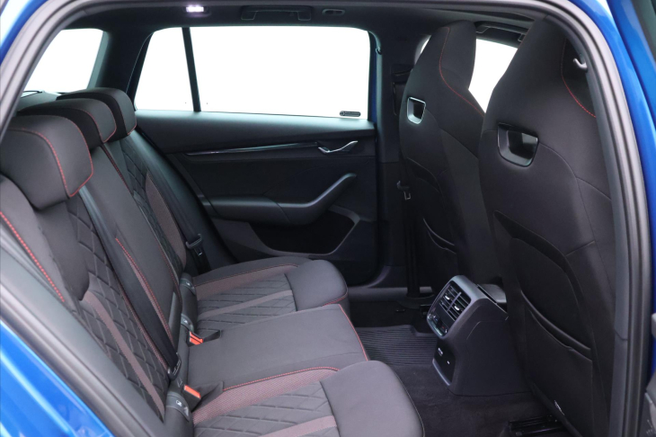 Škoda Octavia 2,0 TDI 147kW DSG 4x4 RS DPH