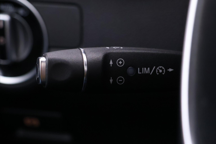 Mercedes-Benz GLE 3,0 350D 190KW 4M Navi Kůže