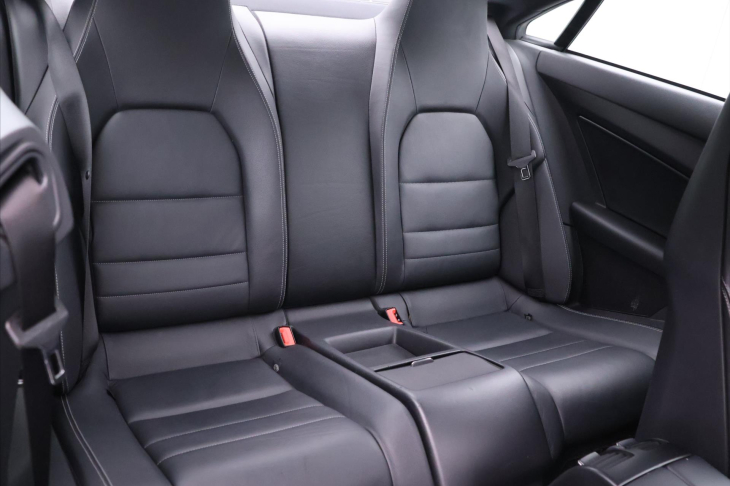 Mercedes-Benz Třídy E 3,0 350CDI 170kW Aut. Elegance