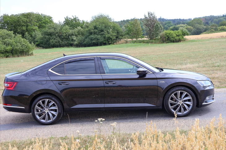 Škoda Superb 2,0 TDI 140kW 4x4 DSG L&K CZ