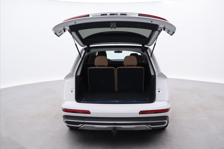 Audi Q7 3,0 TDI 210kW Qattro CZ DPH