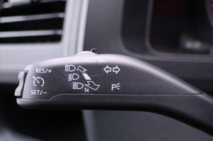 Volkswagen Transporter 2,0 TDI 110kW 8-Míst CZ