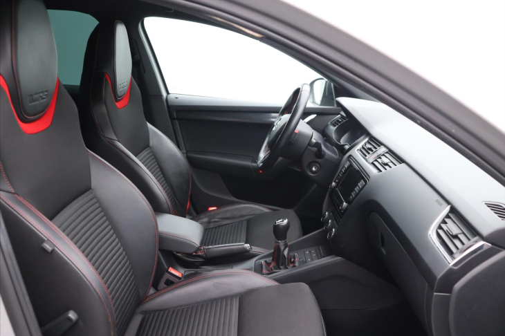 Škoda Octavia 2.0 TSI 162kW CZ RS