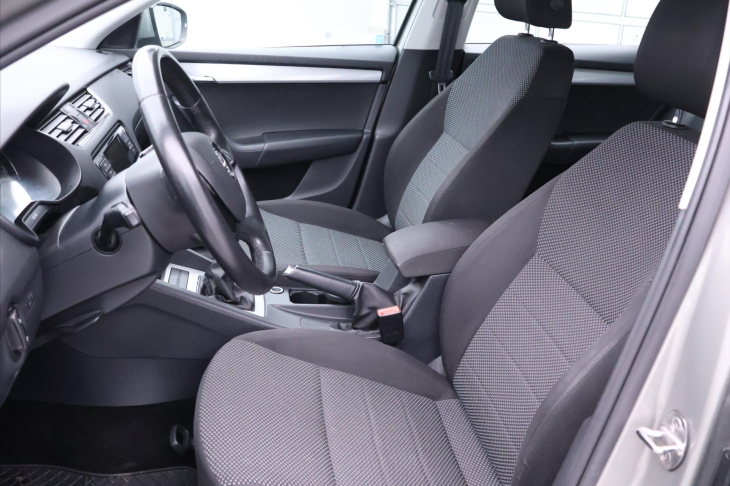 Škoda Octavia 1,6 TDI Ambition klima Tempo