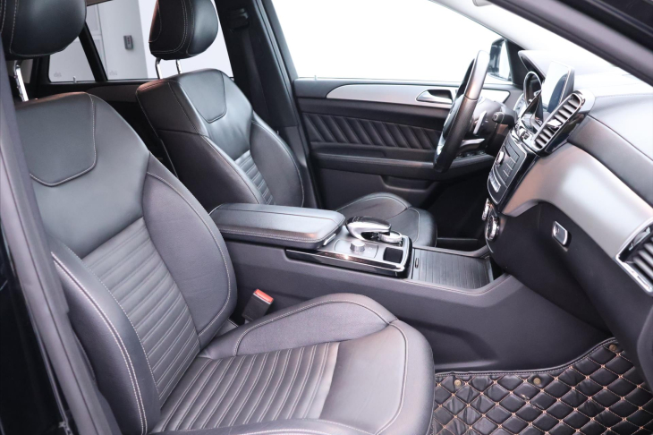 Mercedes-Benz GLE 3,0 350D 190KW 4M Navi Kůže