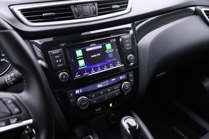 Nissan Qashqai 1,3 DIG-T 117kW CZ Acenta