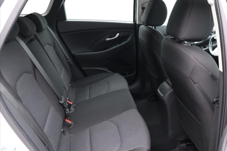 Hyundai i30 1,6 CRDi 85kW Style CZ DPH