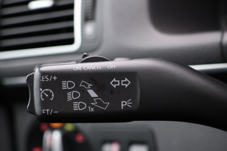 Volkswagen Touran 2,0 TDI 103kW Highline Tažné