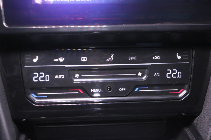 Volkswagen Passat 2,0 TDI DSG LED Panorama DPH