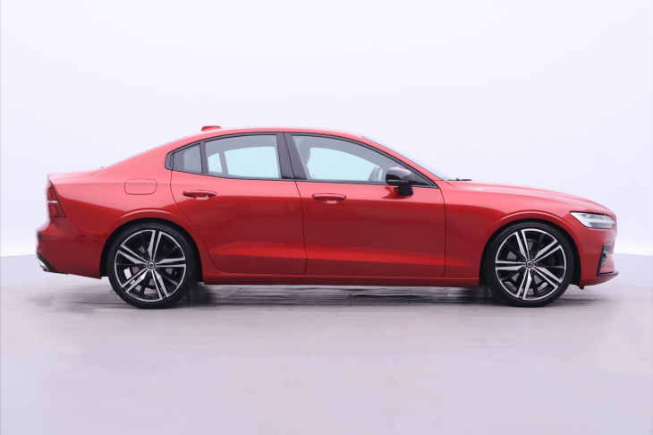 Volvo S60 2,0 T5 186kW Inscription CZ