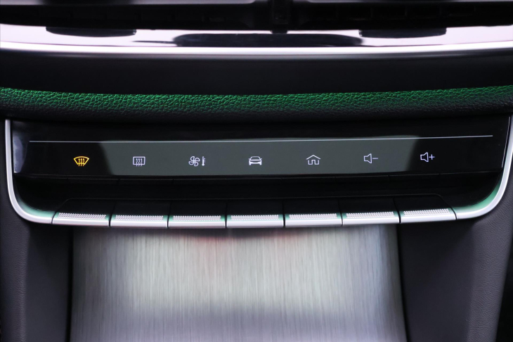 MG HS 1,5 TGI 119kW CZ Elegance 1Maj