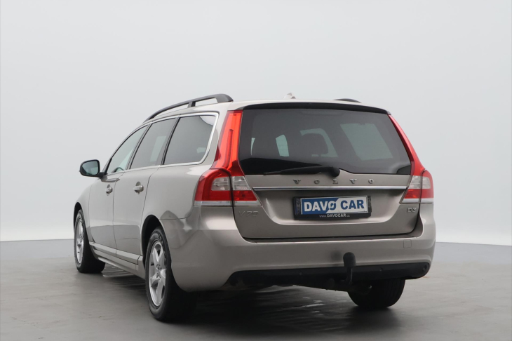 Volvo V70 2,0 D3 100kW Kinetic Dynamic DPH