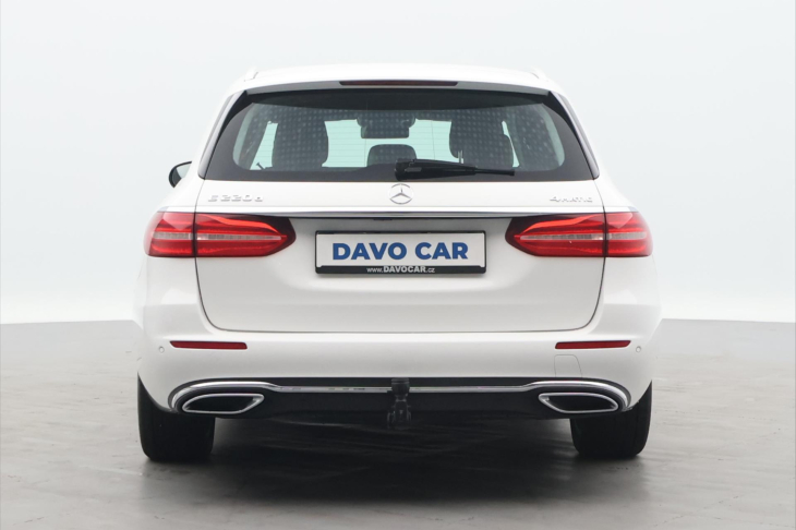 Mercedes-Benz Třídy E 2.0 220d 143kW 4Matic Aut.