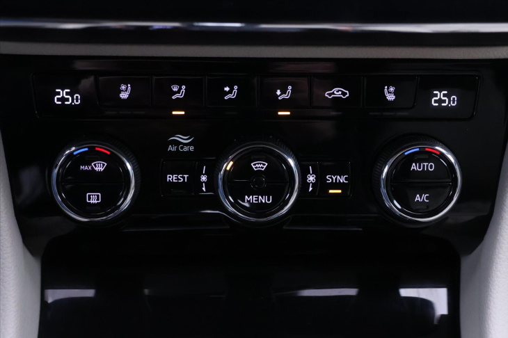 Škoda Superb 2,0 TDI 147kW L&K 4x4 DSG CZ DPH