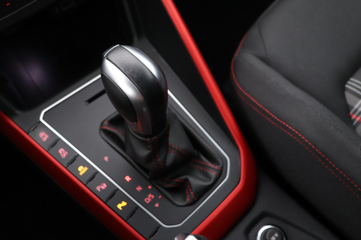 Volkswagen Polo 2,0 TSI GTI DSG Virtual Matrix