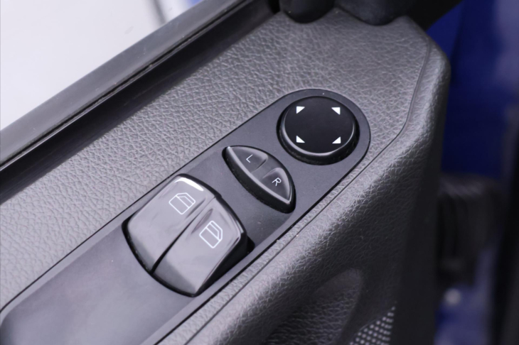 Mercedes-Benz Vito 2,1 CDI 100kW Aut.klima 5-Míst