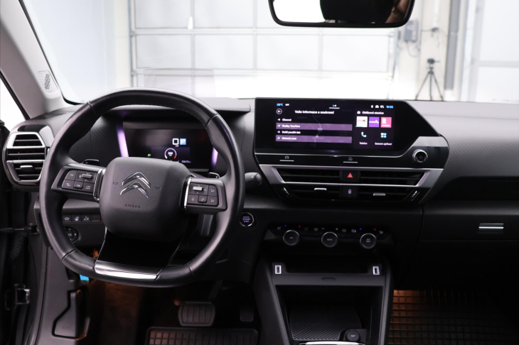 Citroën C4 X 1,2 PT 96kW CZ 1 Maj. Shine