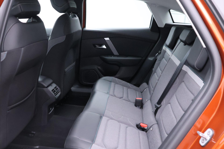 Citroën C4 1,2 PT 96kW CZ Feel Tažné