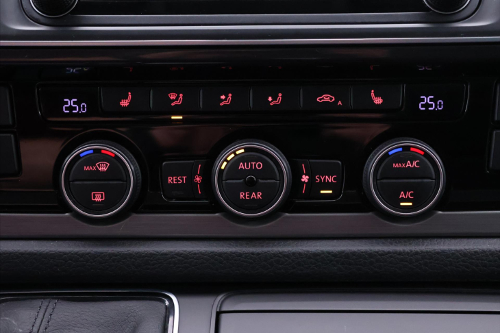 Volkswagen California 2,0 TDI 110kW DSG LED 1.Maj