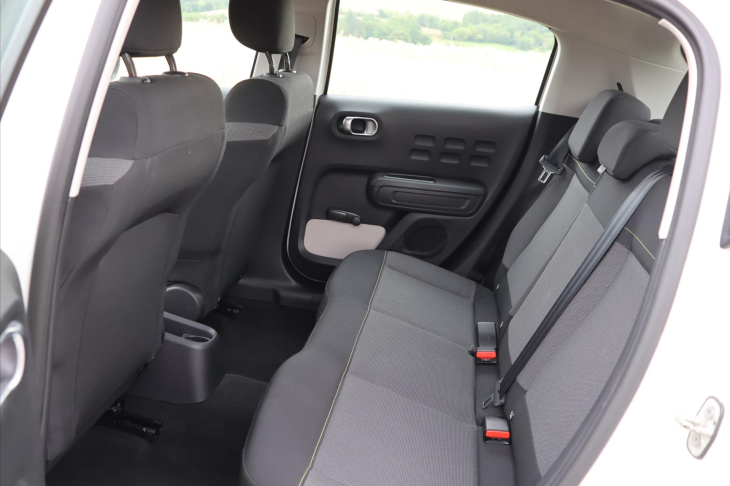 Citroën C3 1,2 PT 60kW CZ Shine Serv.Knih