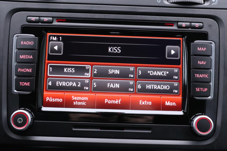 Volkswagen Golf 2.0 GTI 155kW DSG Xenon CZ