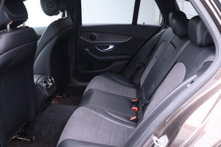 Mercedes-Benz Třídy C 2,1 250d 150kW 4Matic CZ DPH