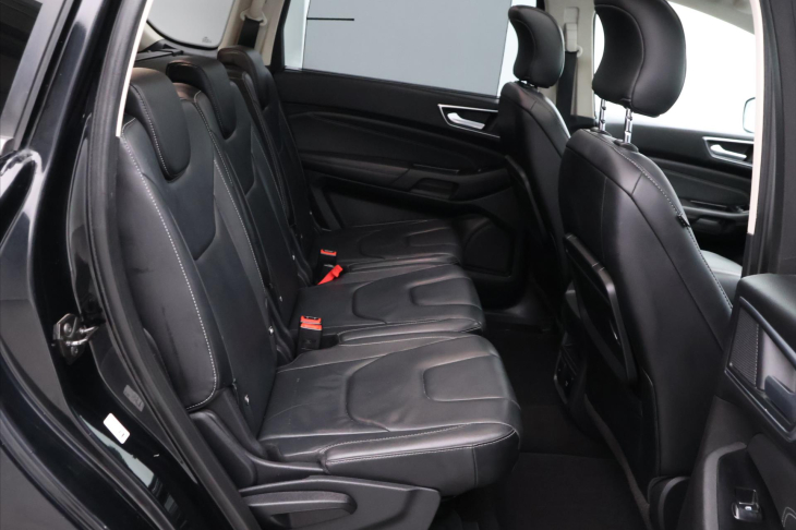 Ford S-MAX 2.0 TDCI 110kW Titanium 7-Míst