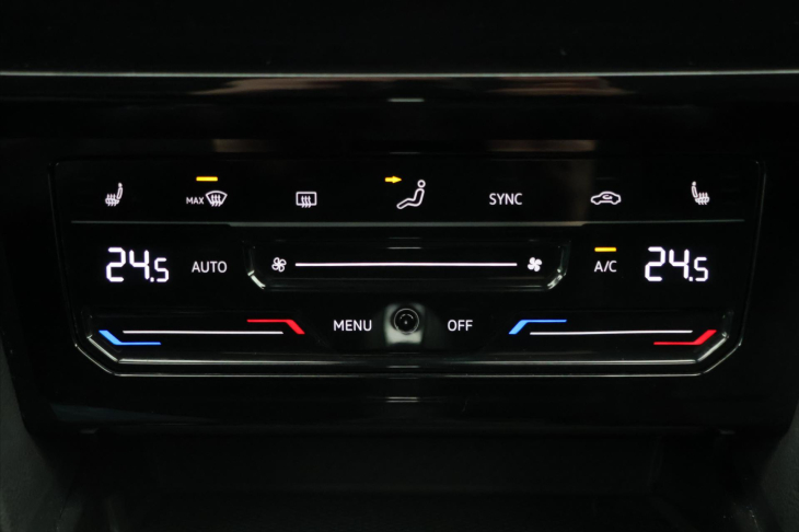 Volkswagen Passat 2,0 TDI DSG Business 1.Maj DPH