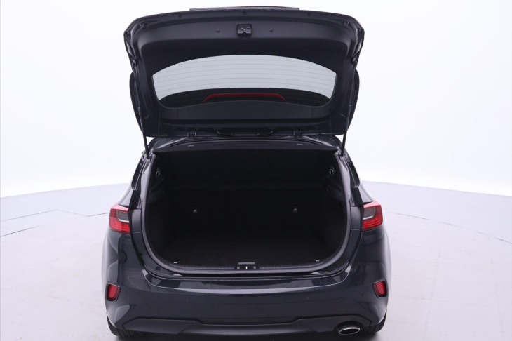 Kia Ceed 1,5 T-GDI 118 kW Top Aut. DPH