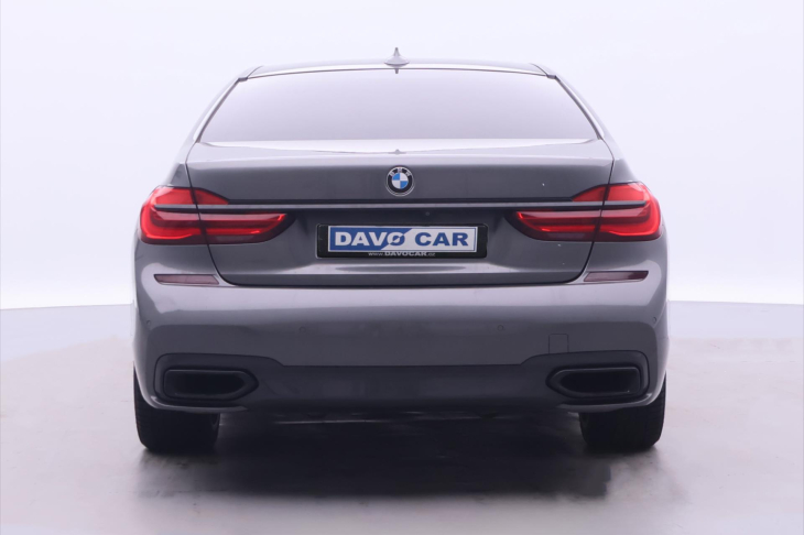 BMW Řada 7 4,4 750i 330kW xDrive DPH