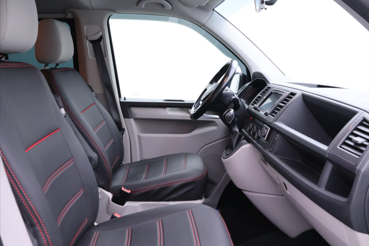 Volkswagen Caravelle 2,0 TDI 150kW Comfortline 9Míst