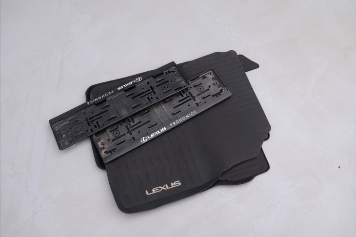 Lexus LBX 1,5 HEV Relax FWD 67kW CZ