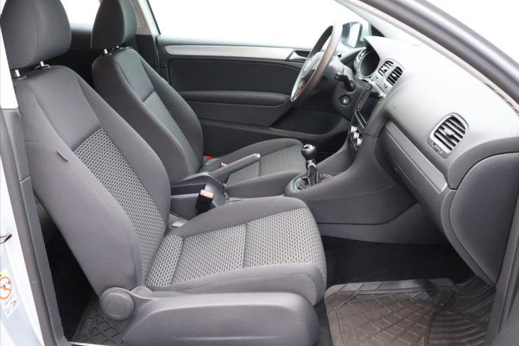 Volkswagen Golf 1,4 16V 59kW Klima Trendline