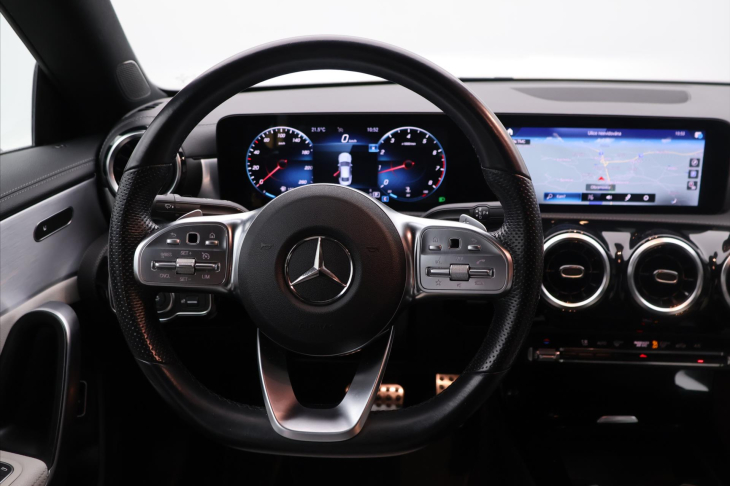 Mercedes-Benz CLA 2,0 250 165kW AMG-paket CZ