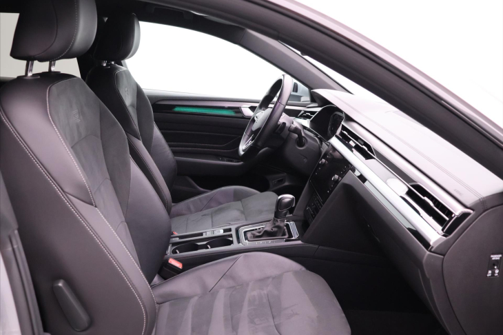 Volkswagen Arteon Shooting Brake 2,0 TDI 147kW DSG 4M R-line CZ