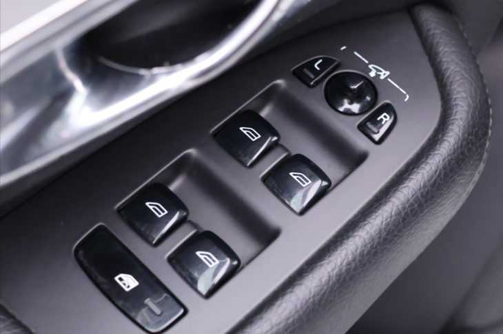 Volvo XC90 2,0 D4 140kW CZ LED Momentum